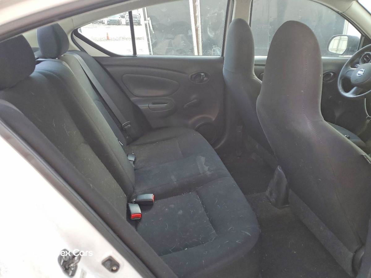 Nissan Versa 2014
