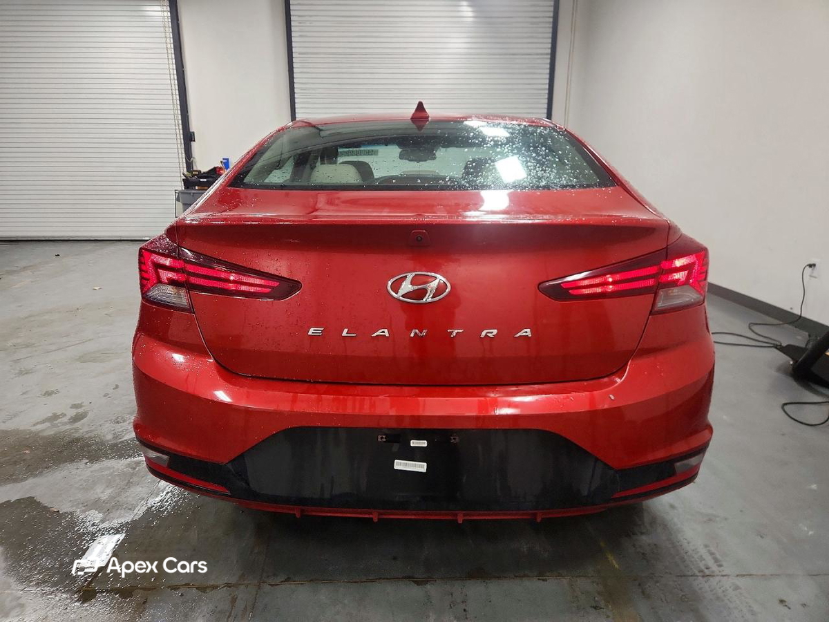 Hyundai Elantra 2020