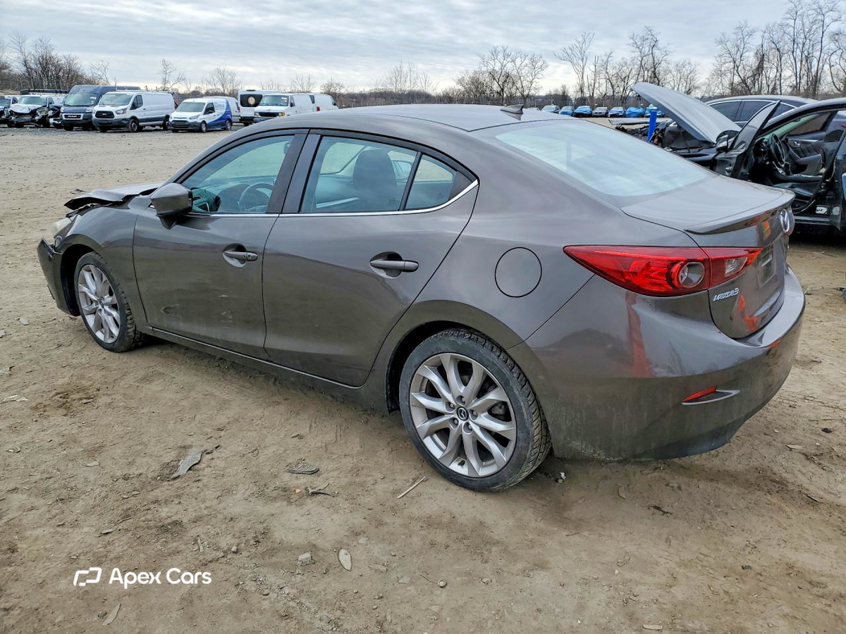 Mazda 3 2016