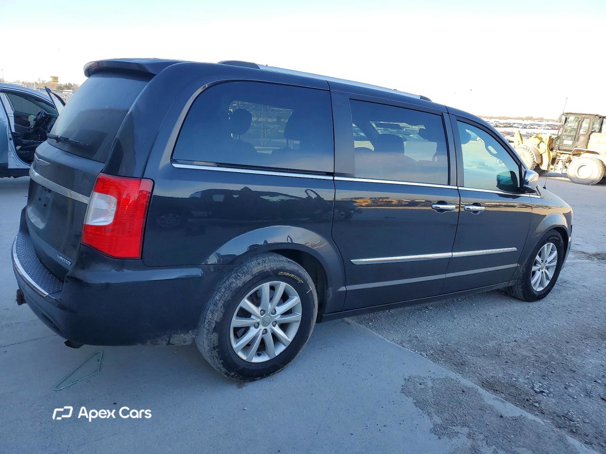 Chrysler Voyager 2015