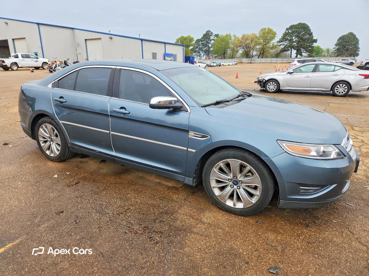 Ford Taurus 2010