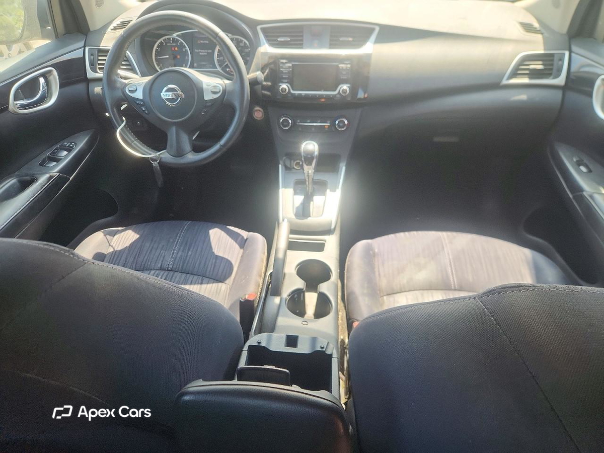Nissan Sentra 2016
