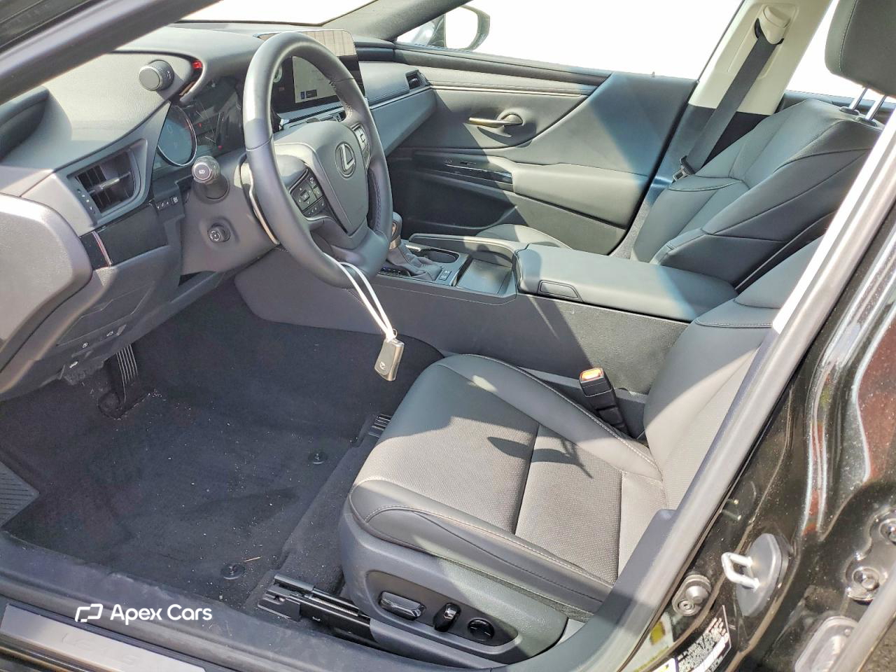 Lexus ES 2025