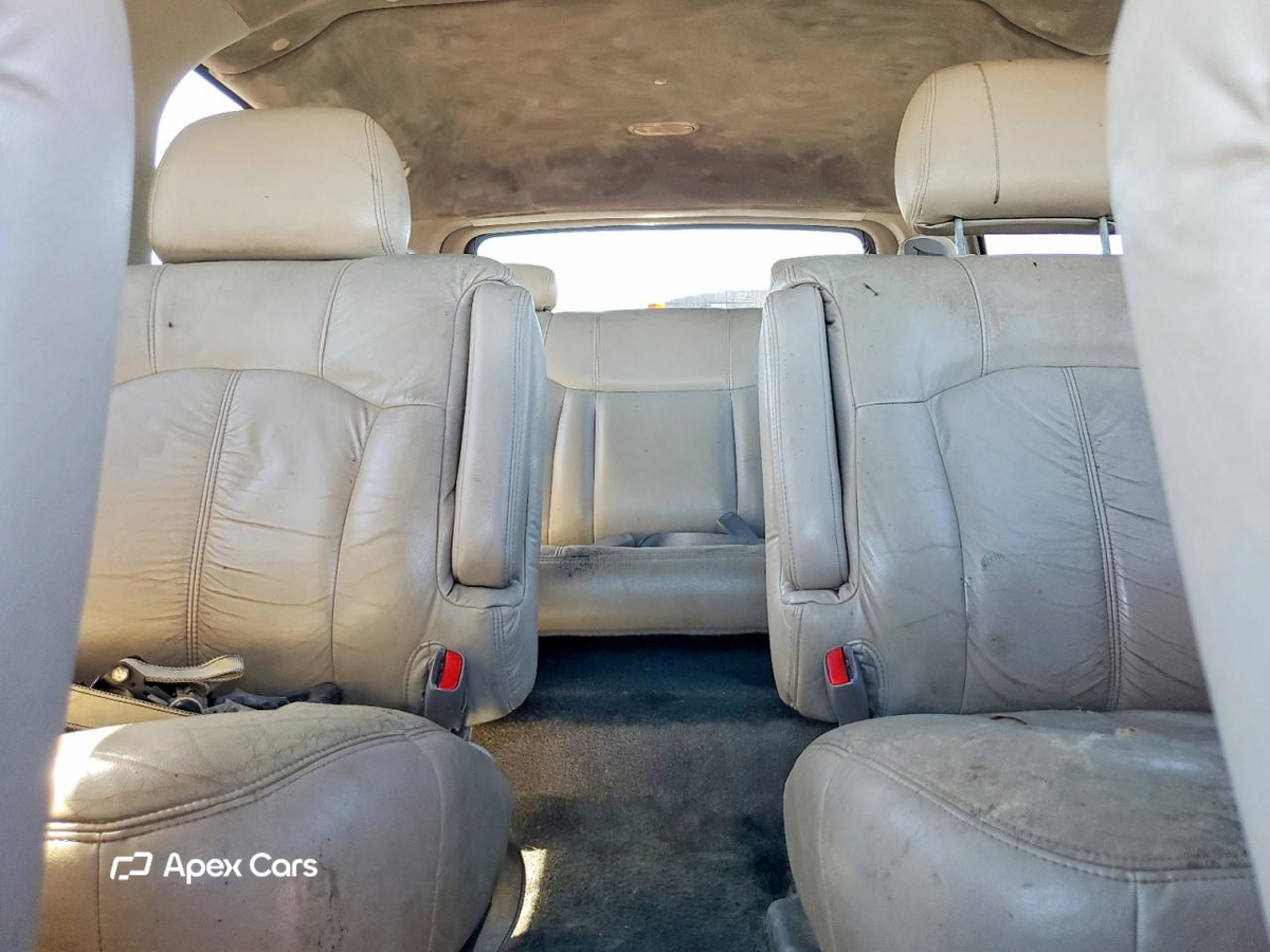 Chevrolet Suburban 2000