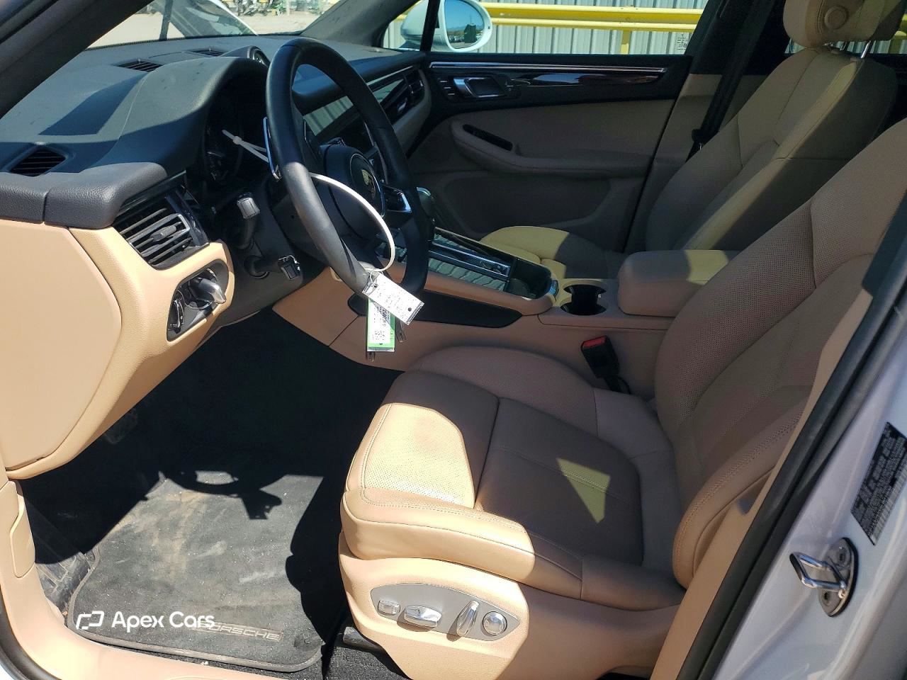 Porsche Macan 2025