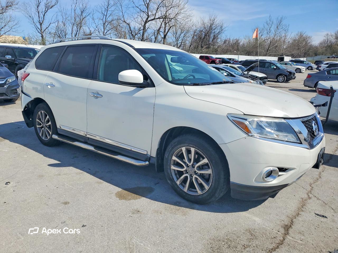 Nissan Pathfinder 2015