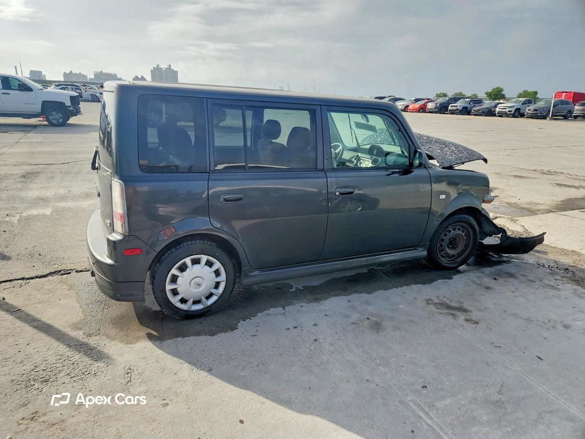 Scion xB 2006