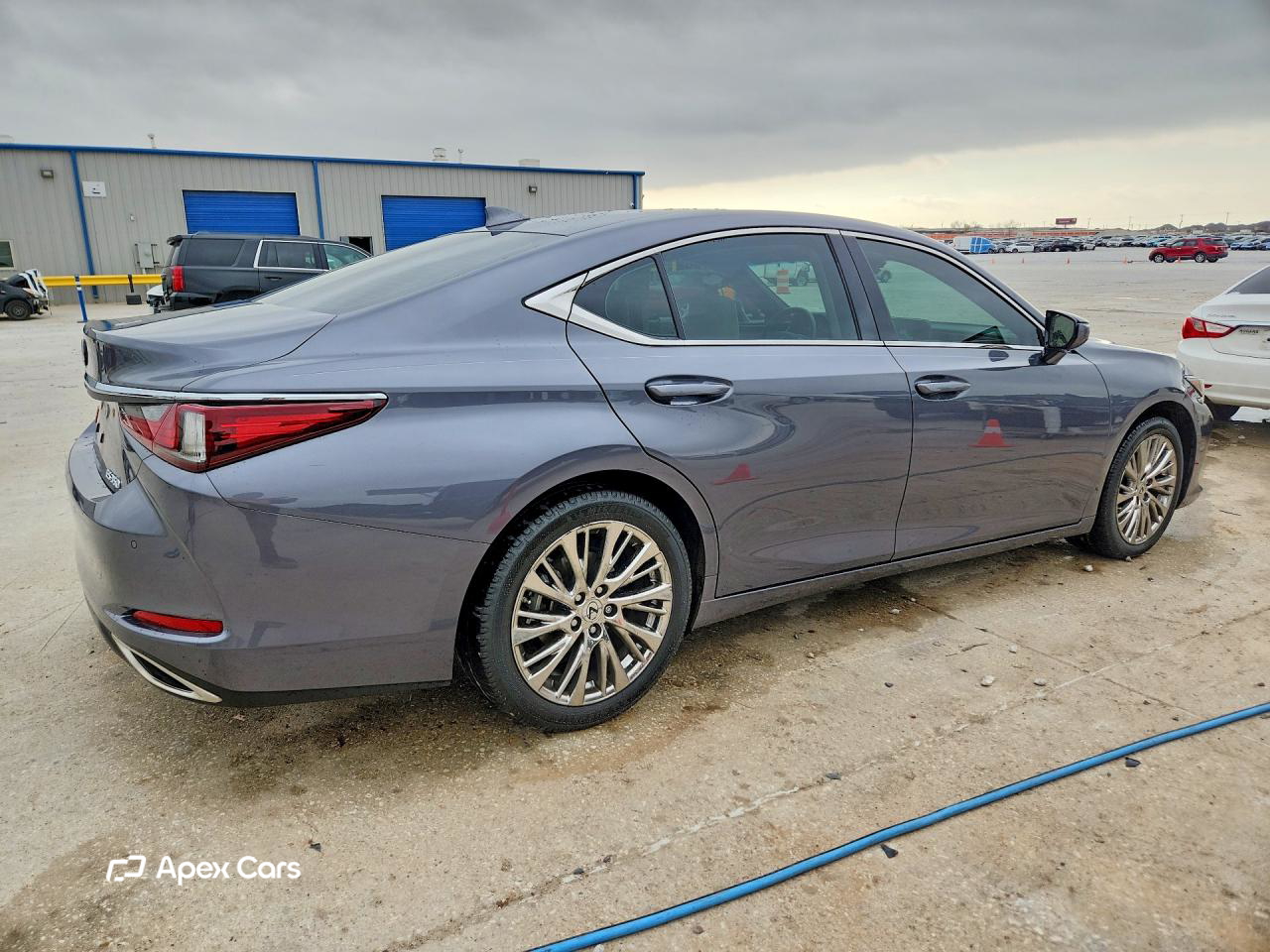 Lexus ES 2020