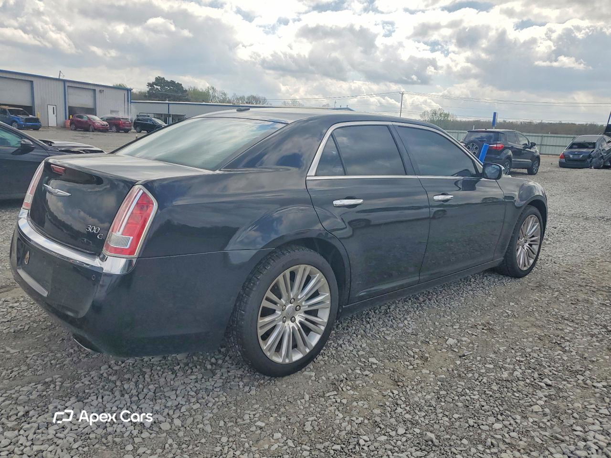 Chrysler 300 2011