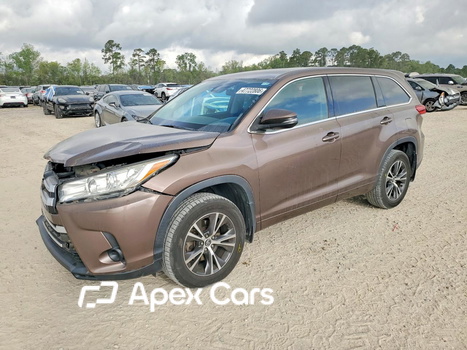 Toyota Highlander 2017 - Image 1 of 14