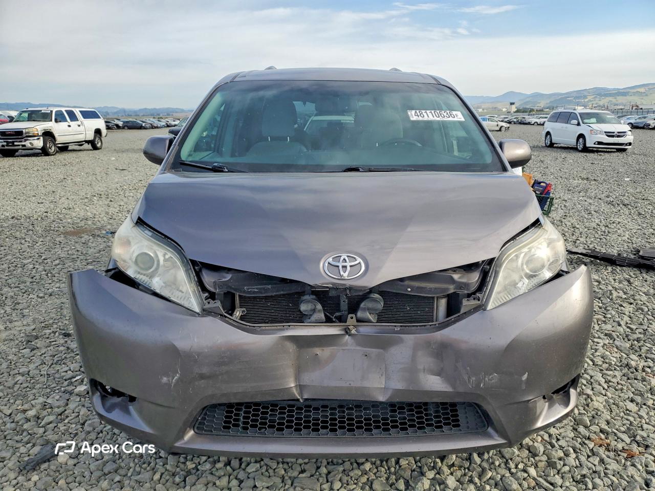 Toyota Sienna 2015