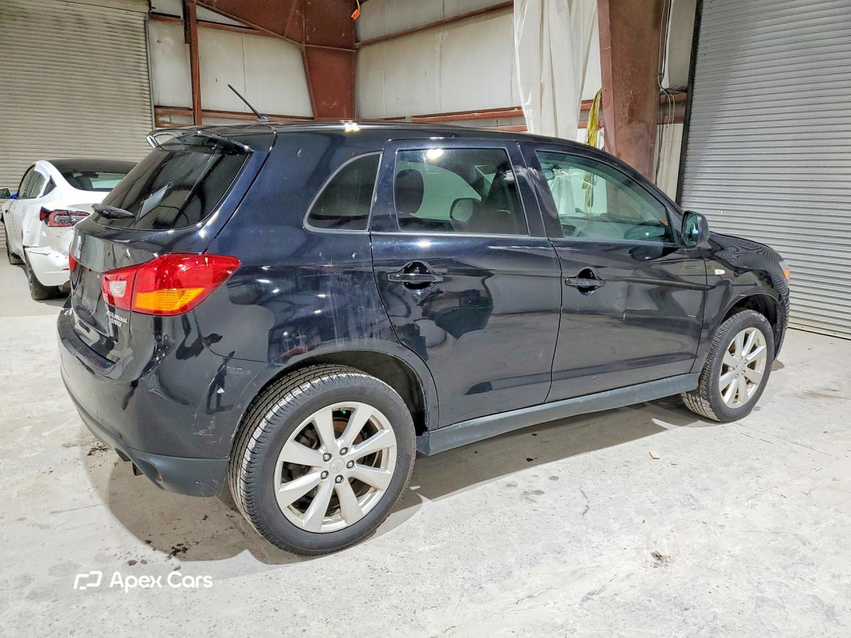 Mitsubishi Outlander 2015