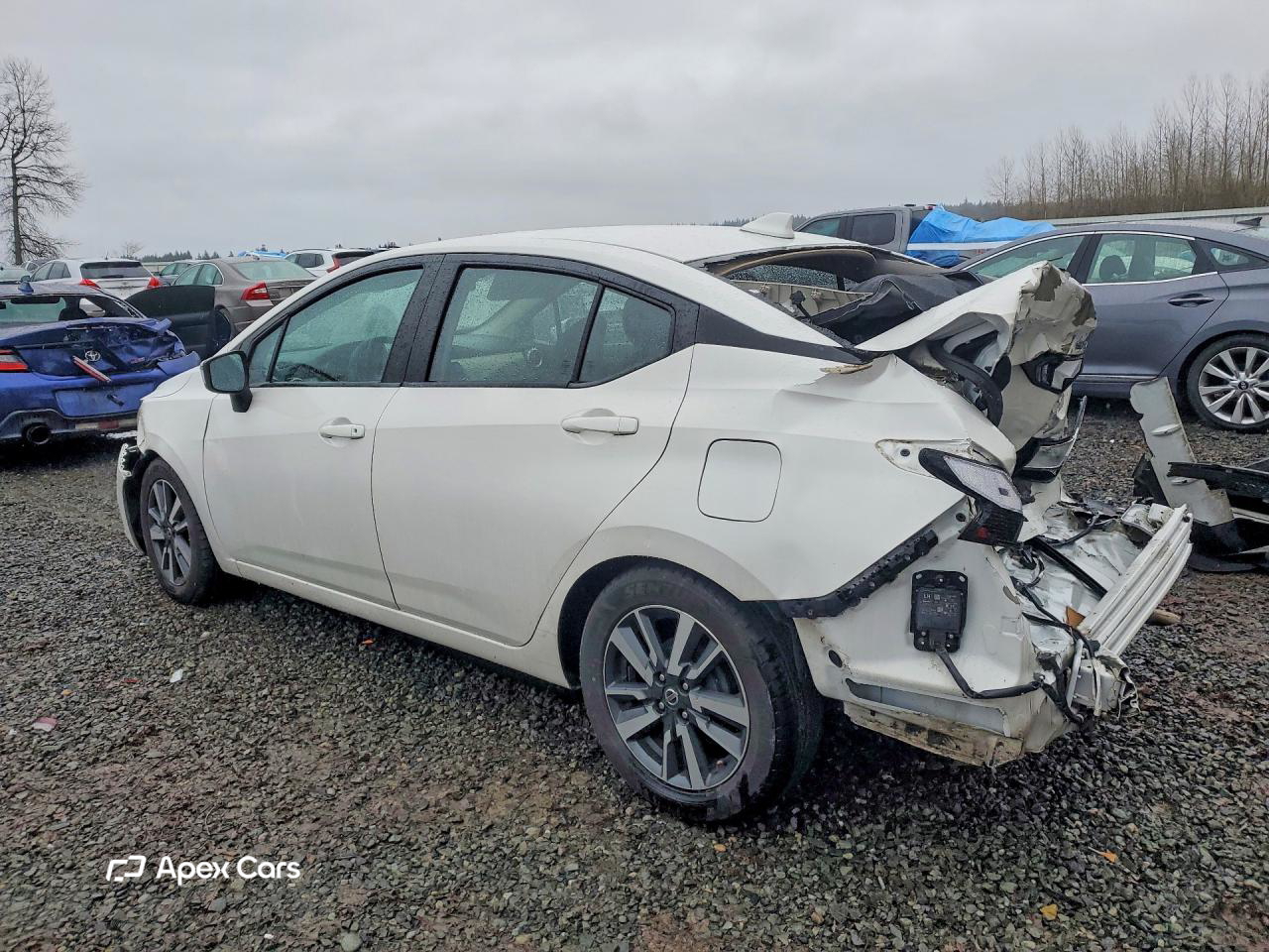 Nissan Versa 2021