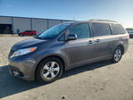 Toyota Sienna 2011