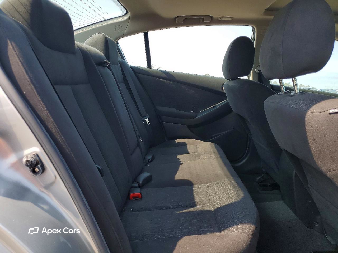 Nissan Altima 2010