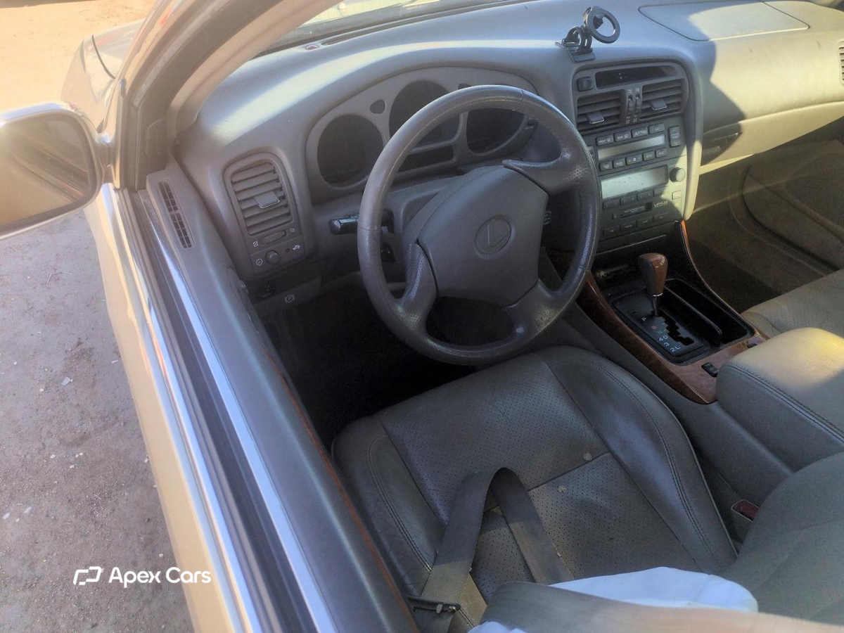 Lexus GS 2000
