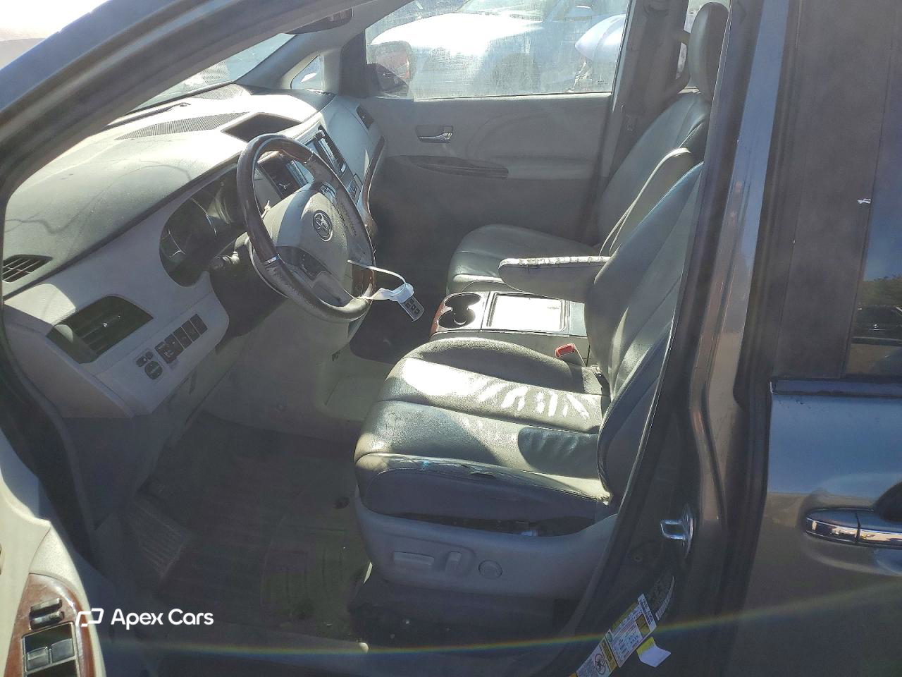 Toyota Sienna 2014