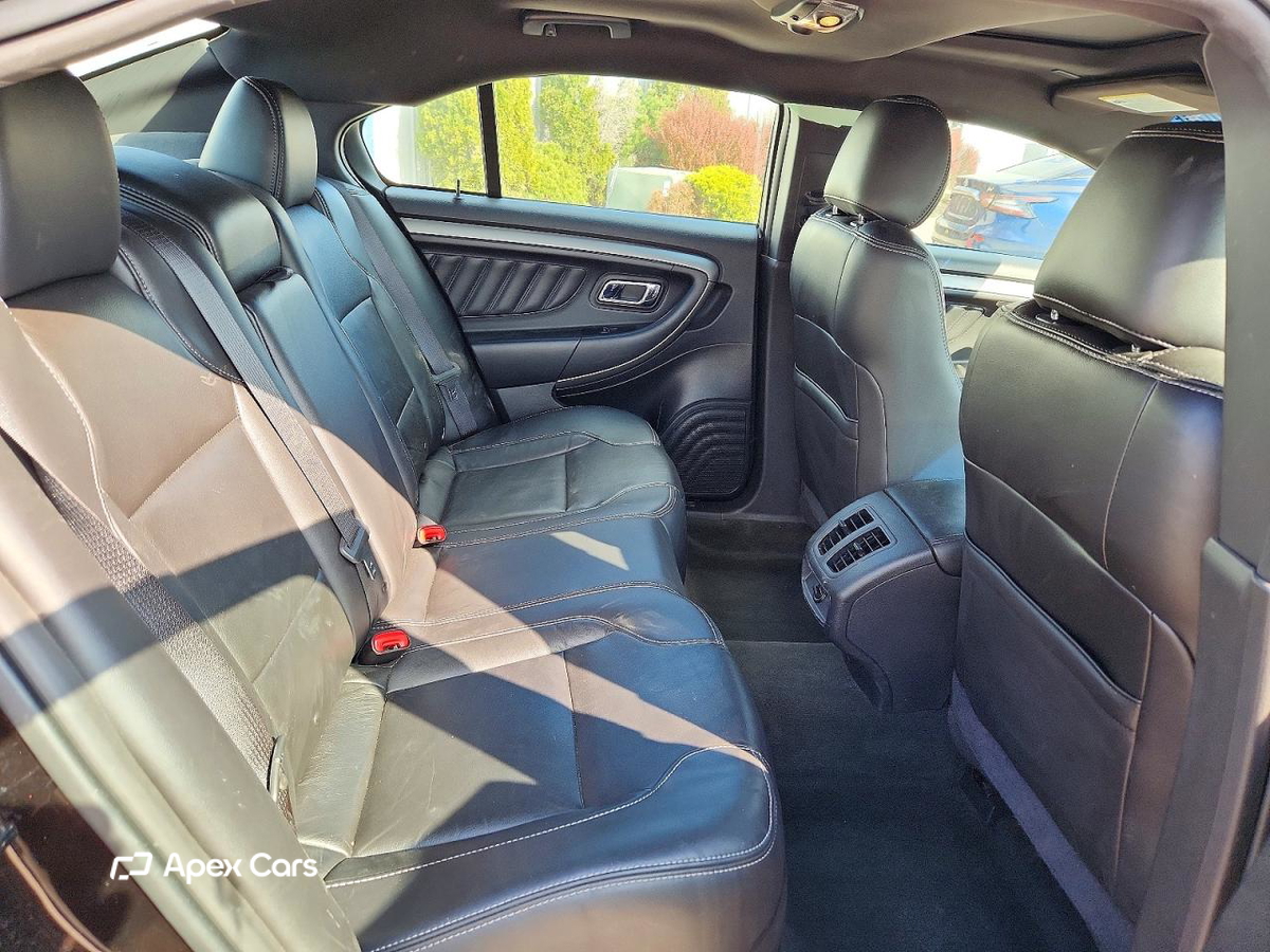 Ford Taurus 2013