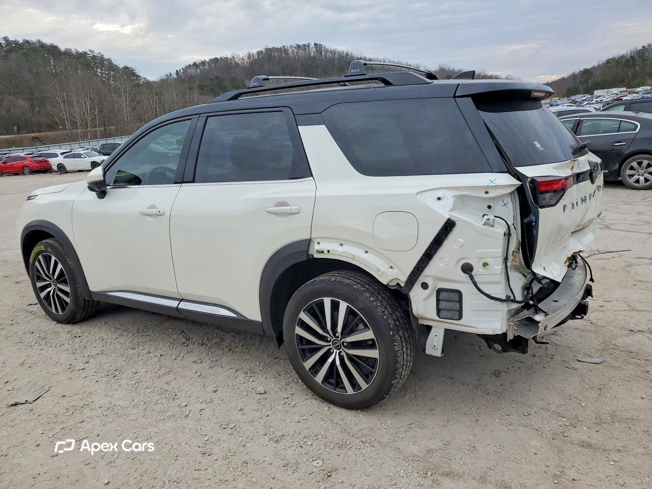 Nissan Pathfinder 2023