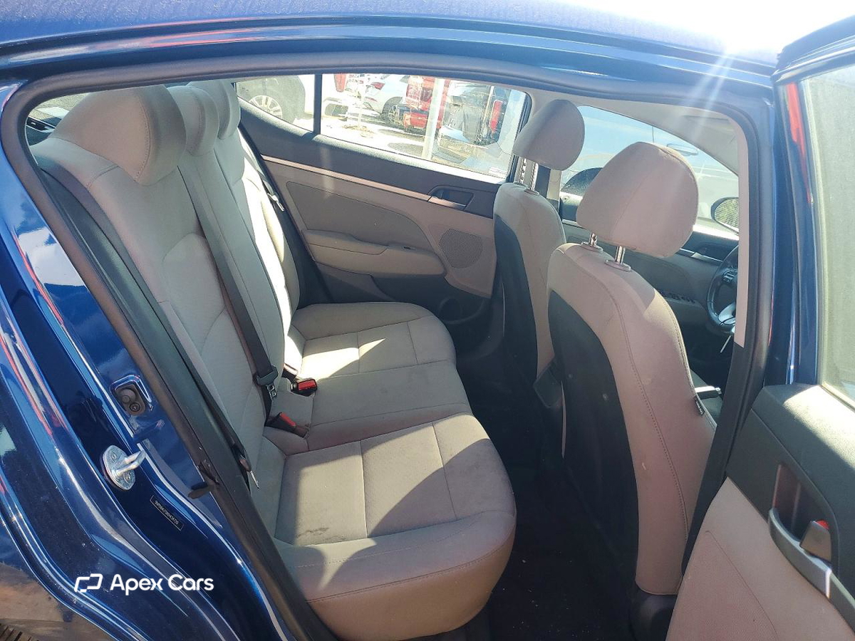 Hyundai Elantra 2019