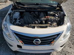 Nissan Versa 2015