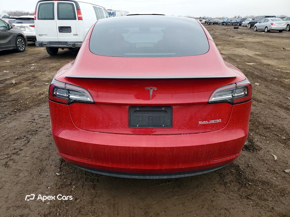 Tesla Model 3 2022