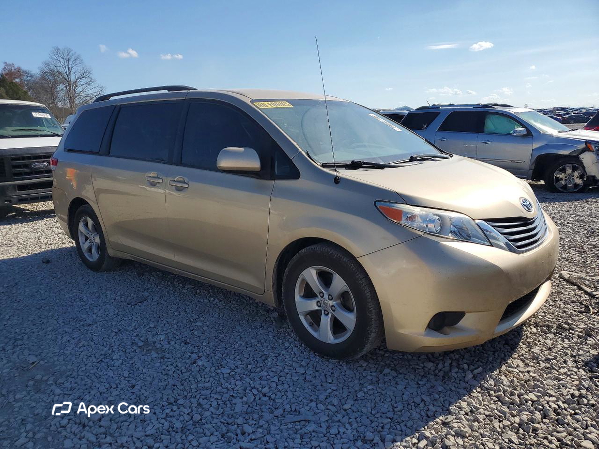 Toyota Sienna 2011