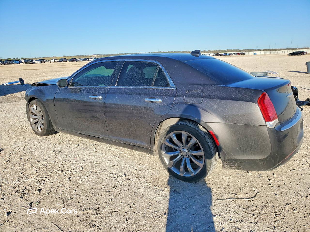 Chrysler 300 2019