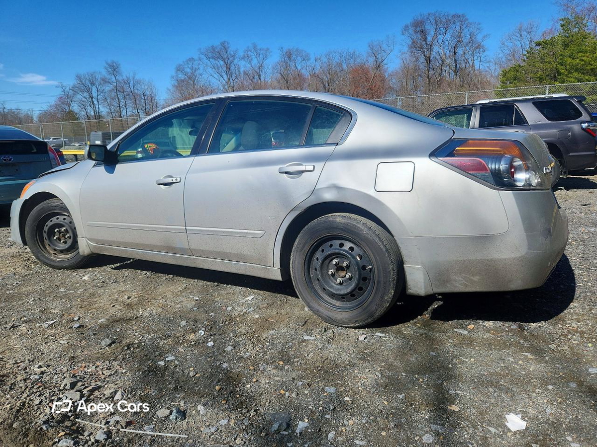 Nissan Altima 2012