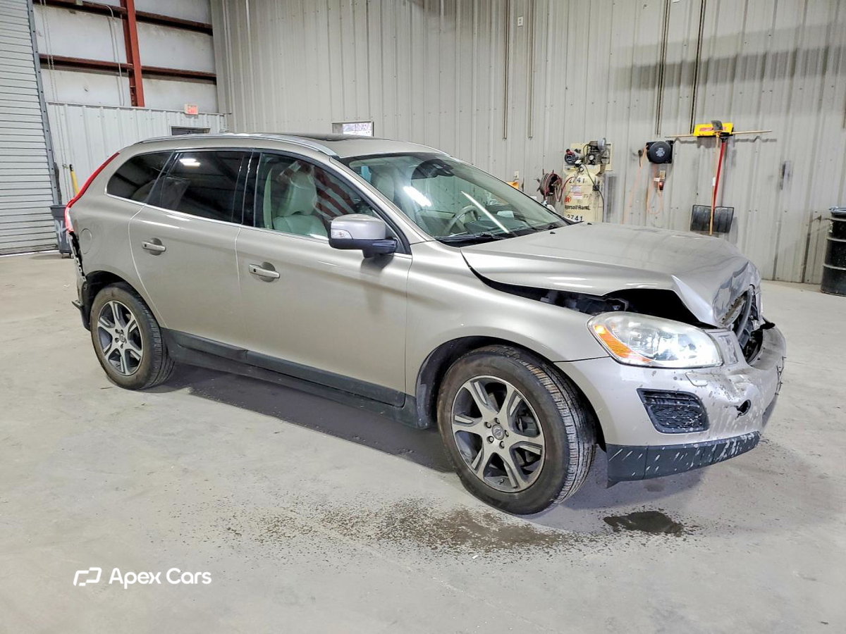 Volvo XC60 2011
