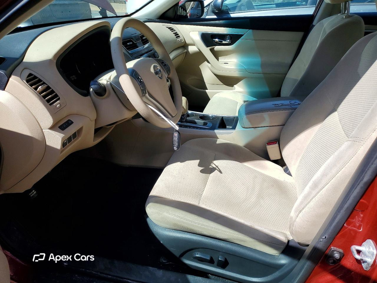 Nissan Altima 2015