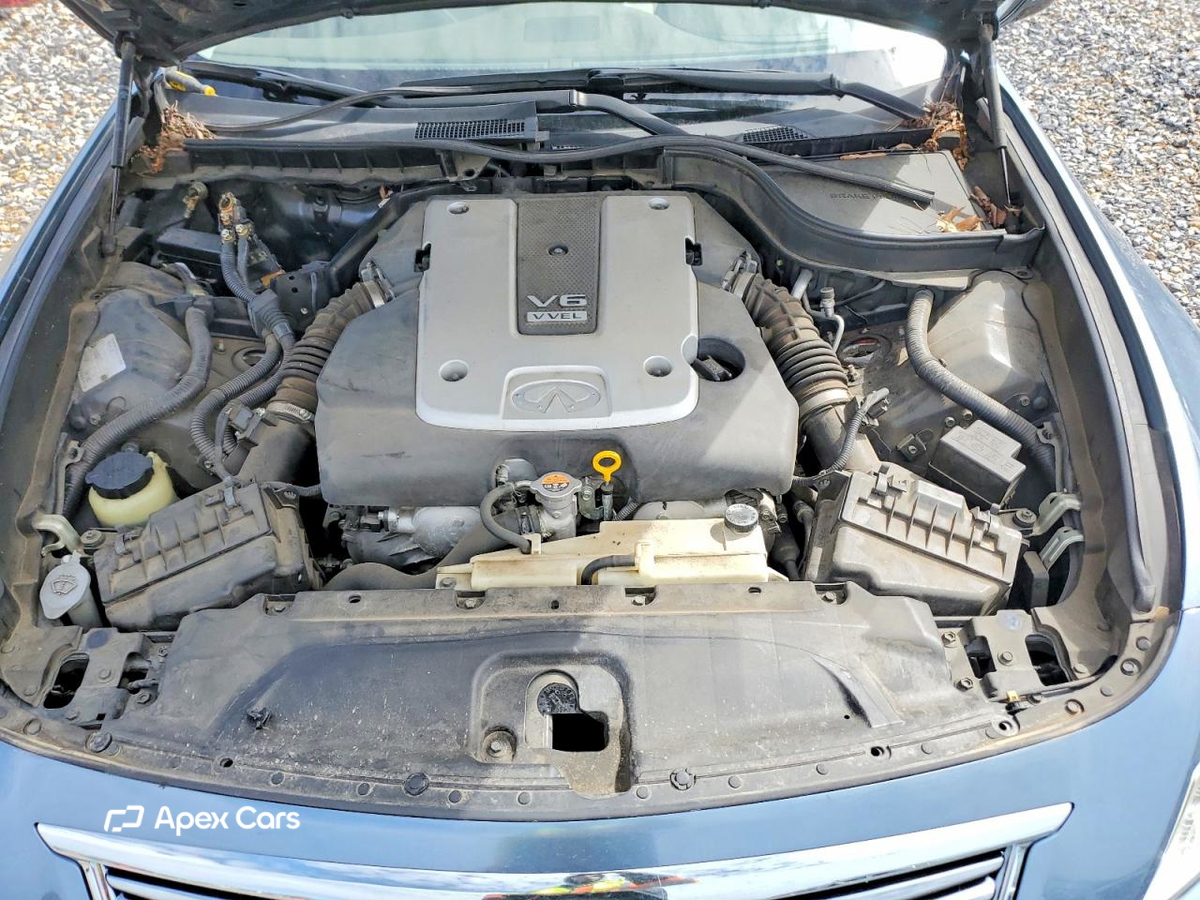 Infiniti G 2010