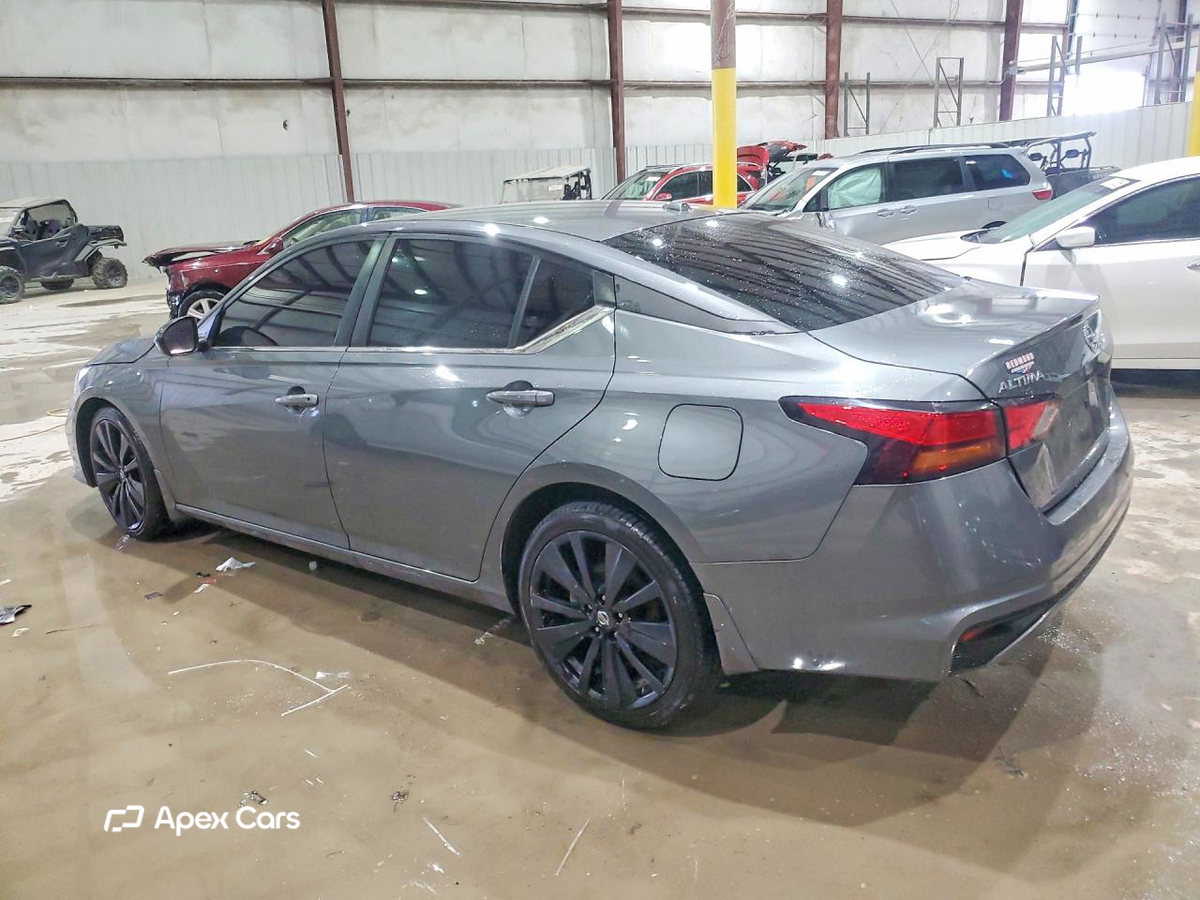 Nissan Altima 2019