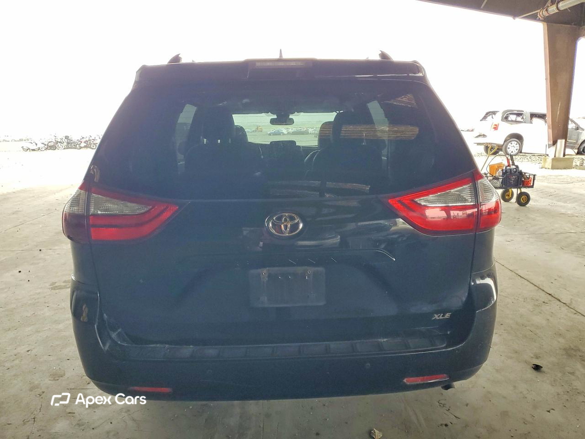 Toyota Sienna 2018