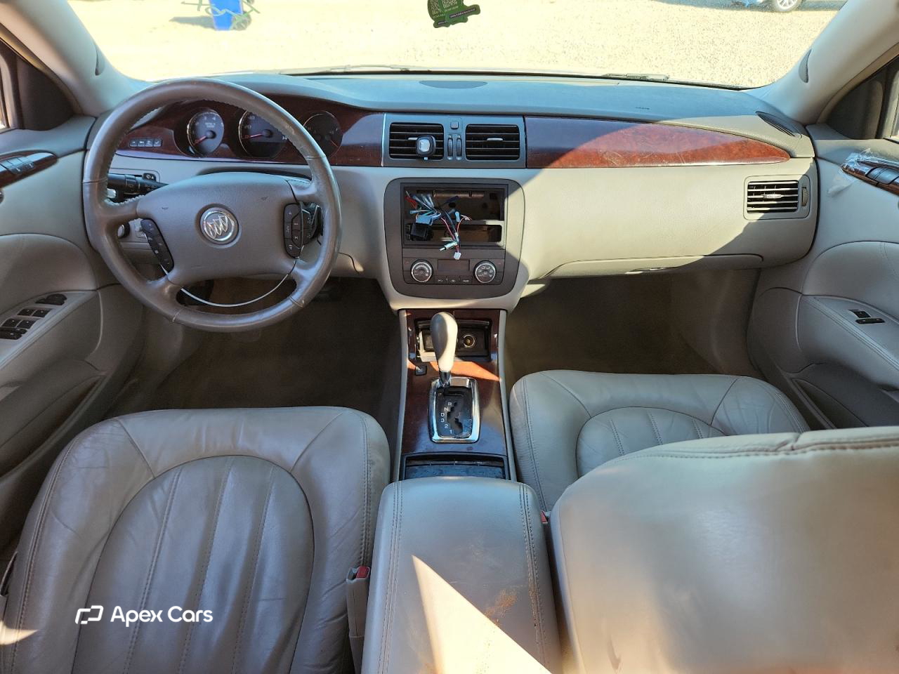 Buick Lucerne 2010