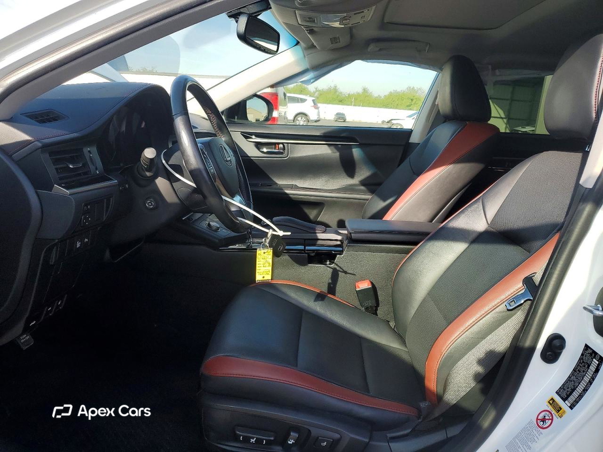 Lexus ES 2015