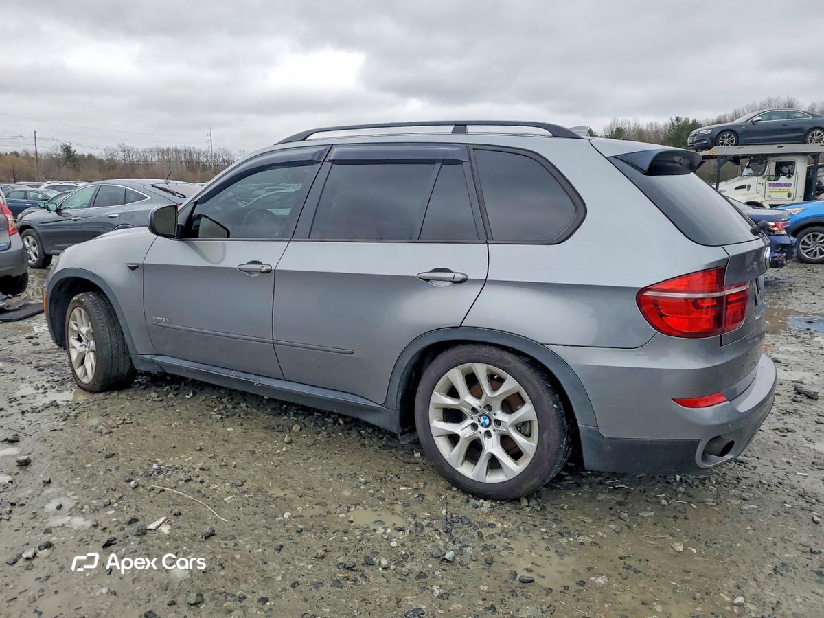 BMW X5 2011
