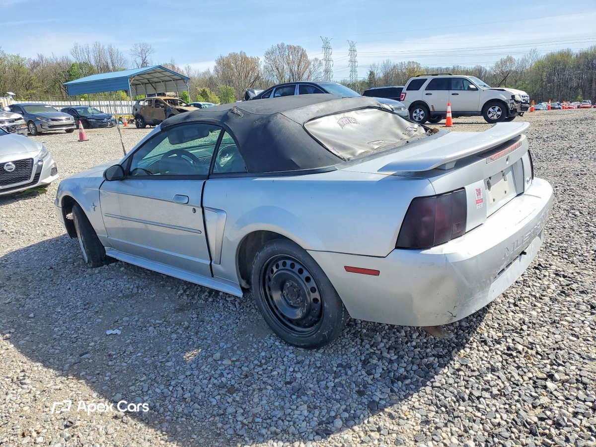 Ford Mustang 2003