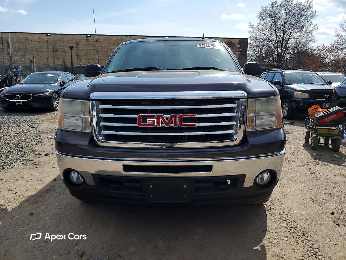GMC Sierra 2011