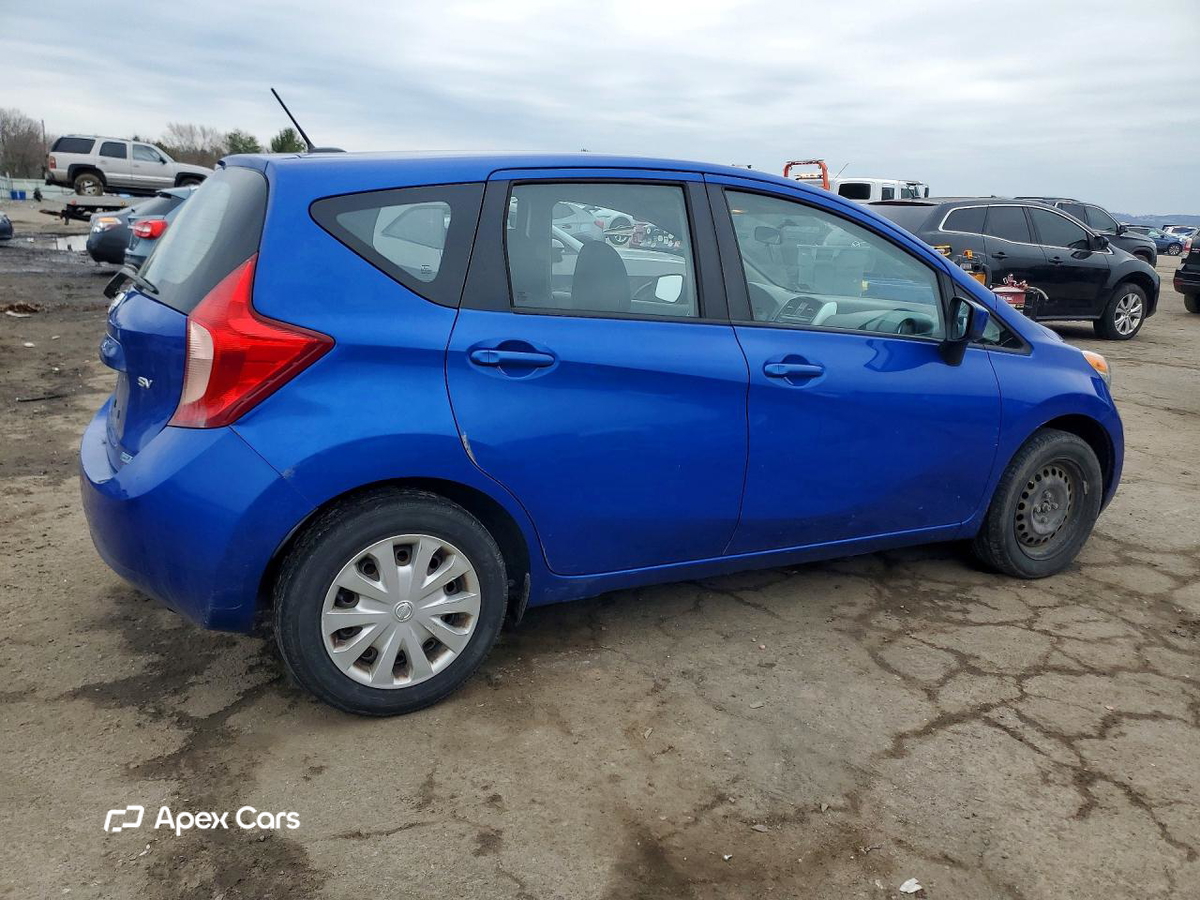 Nissan Versa 2016