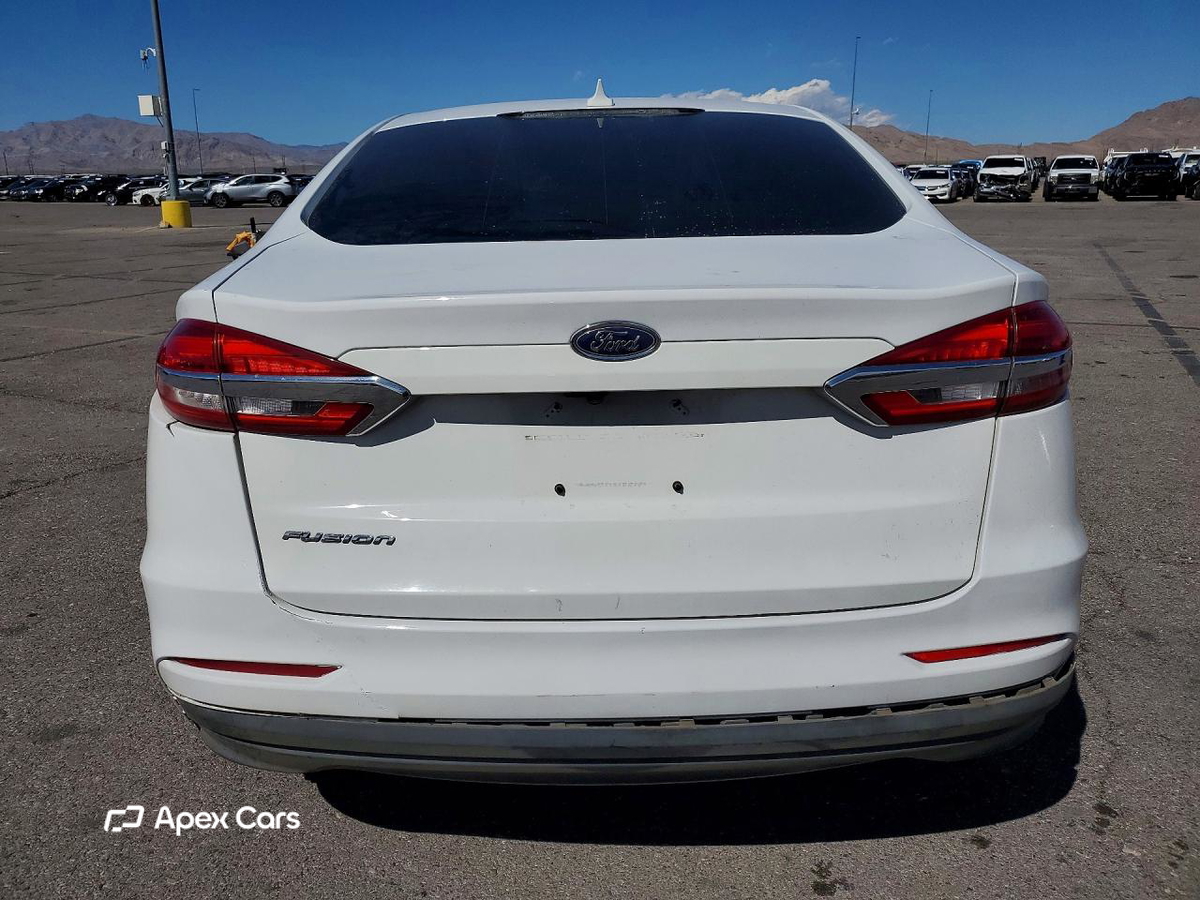Ford Fusion 2020