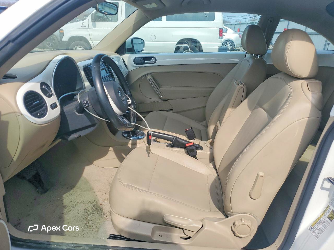 Volkswagen Beetle 2014