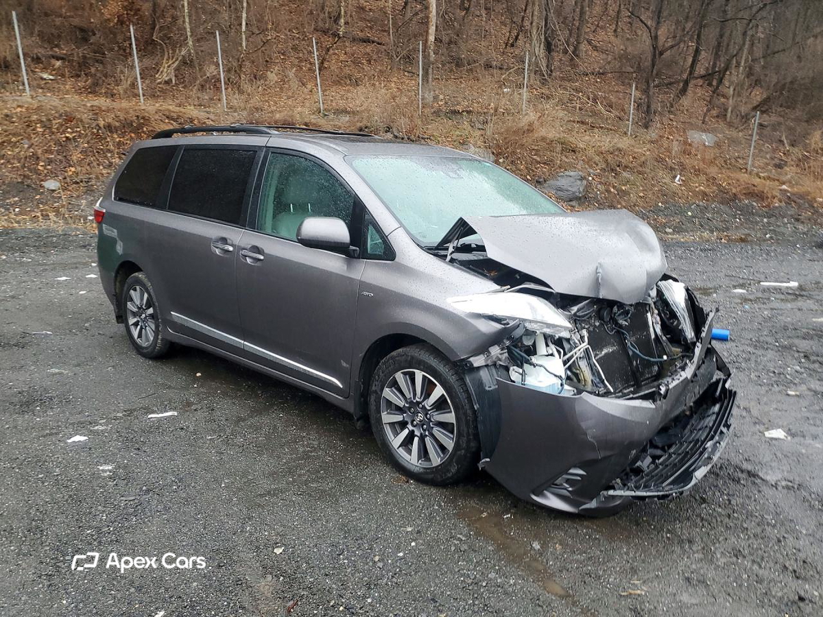 Toyota Sienna 2018