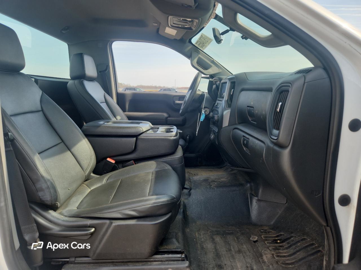 Chevrolet Silverado 2021