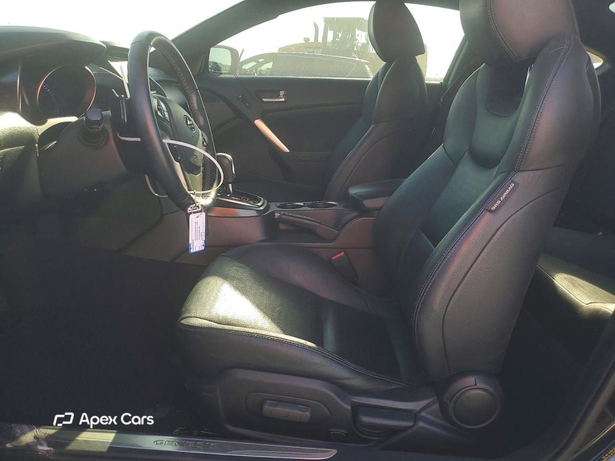 Hyundai Genesis 2016