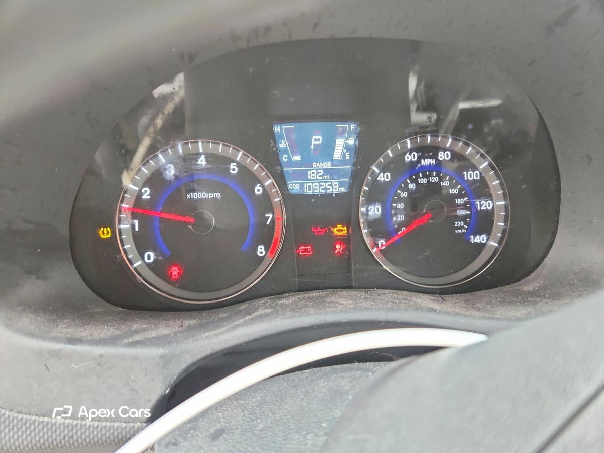 Hyundai Accent 2014