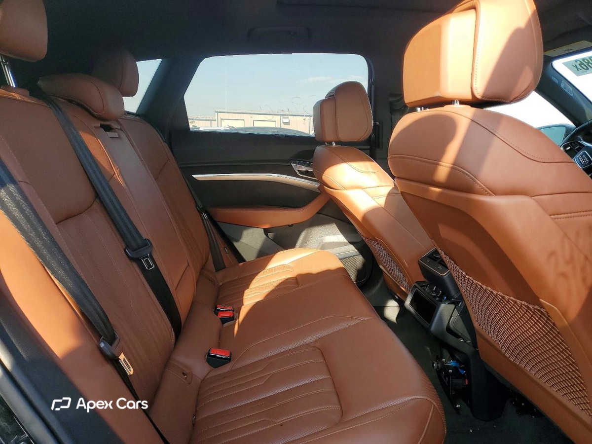 Audi e-tron 2019