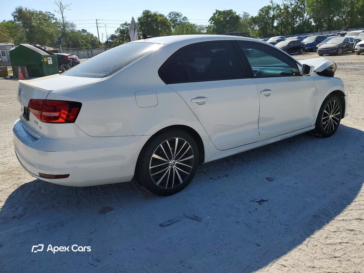Volkswagen Jetta 2015