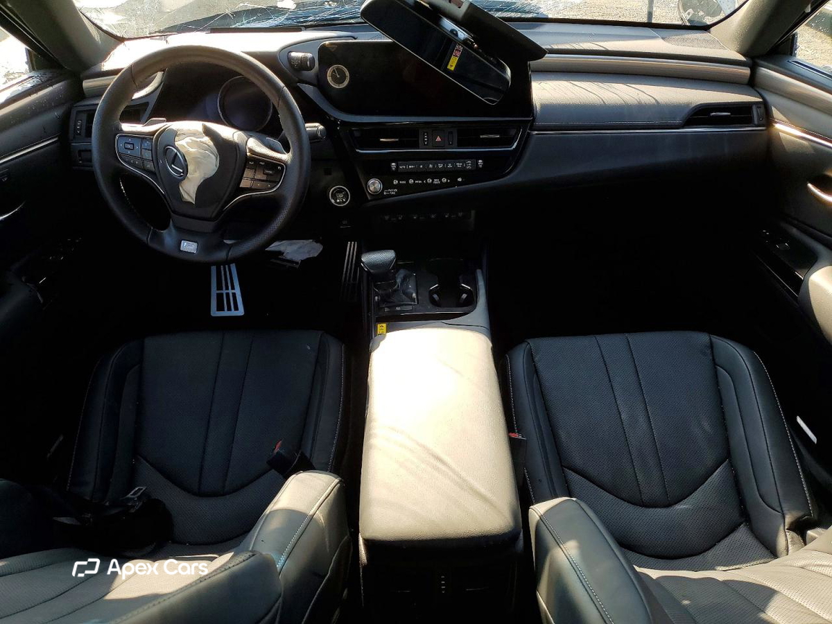 Lexus ES 2023