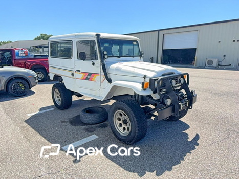 Toyota  1984 - Image 1 of 13